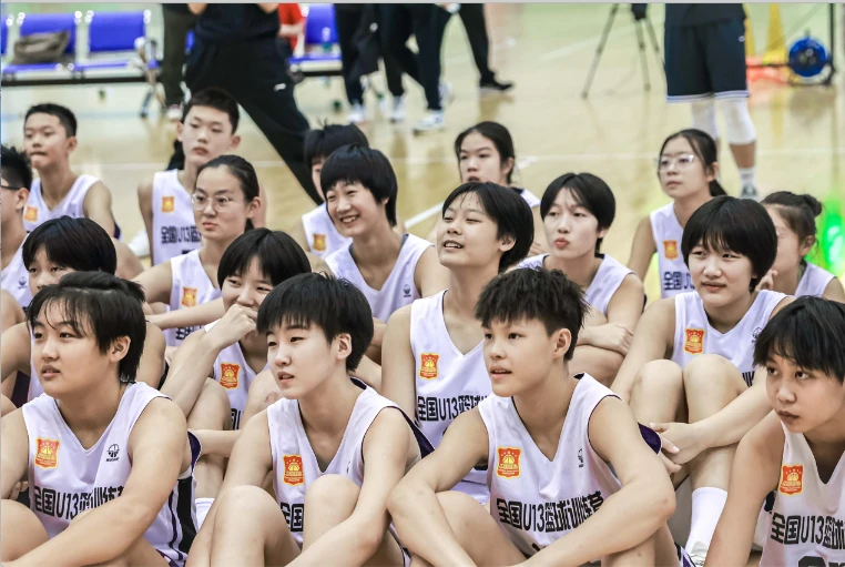 为什么一些职业球员罚球命中率不高?_2
